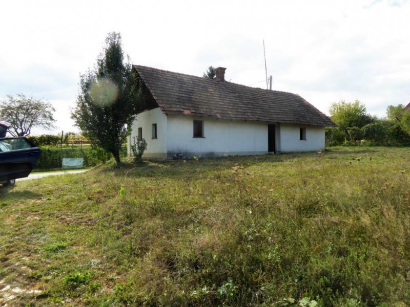 Radenci !!PROVISIONSFREI !!GRUNDSTÜCK IN DEN WEINBERGEN VON RADENCI MIT ALTEM HAUS Grundstück kaufen